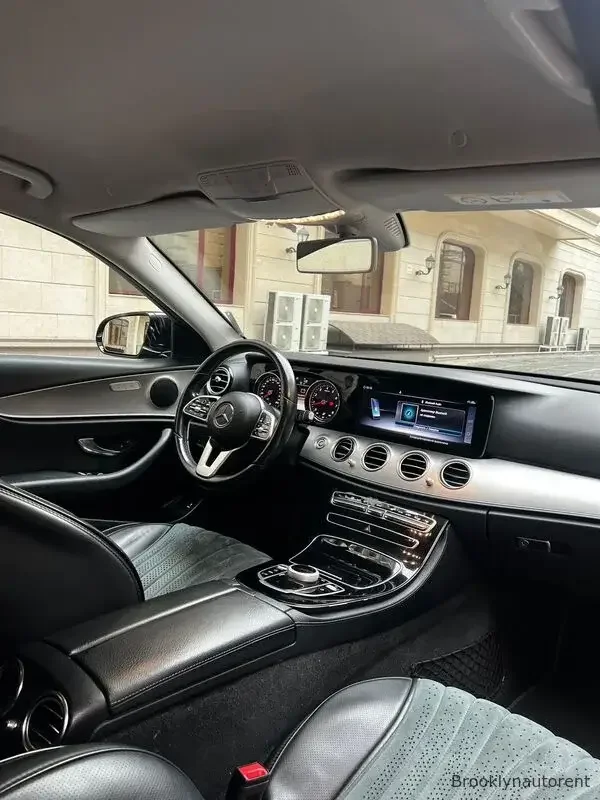 Mercedes Benz E200 W213 — صورة 6