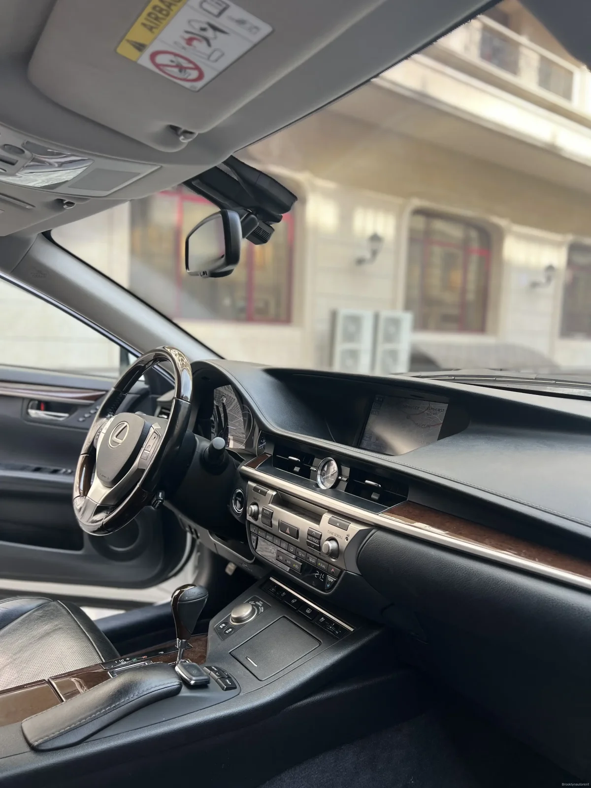 Lexus Es 300H — Foto 7