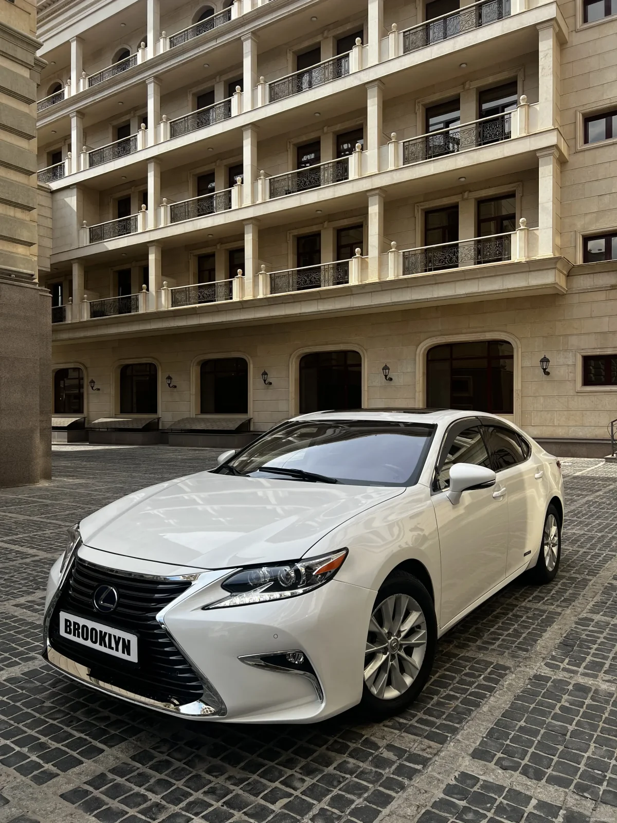 Lexus Es 300H — Foto 2