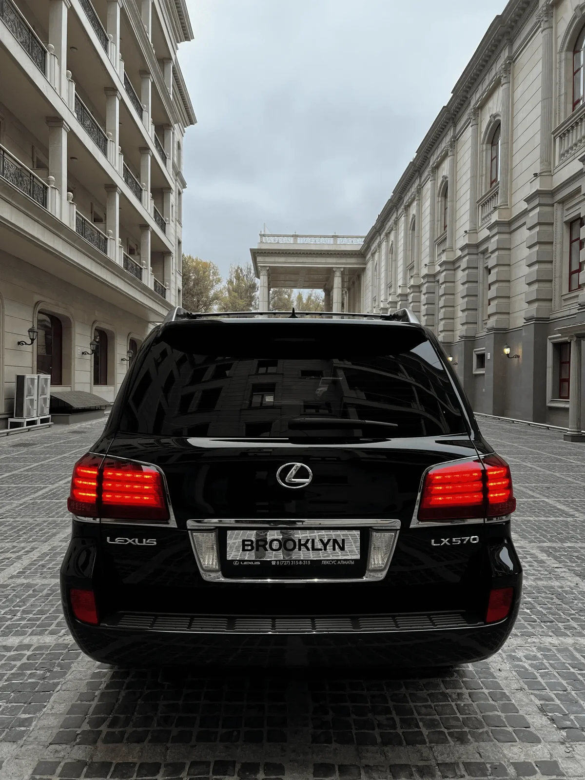 Lexus LX 570 — Foto 4