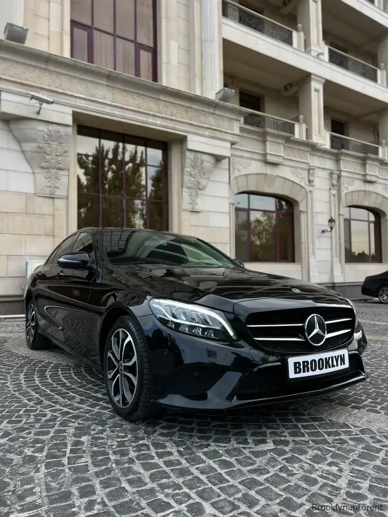 Mercedes Benz C180 — صورة 4