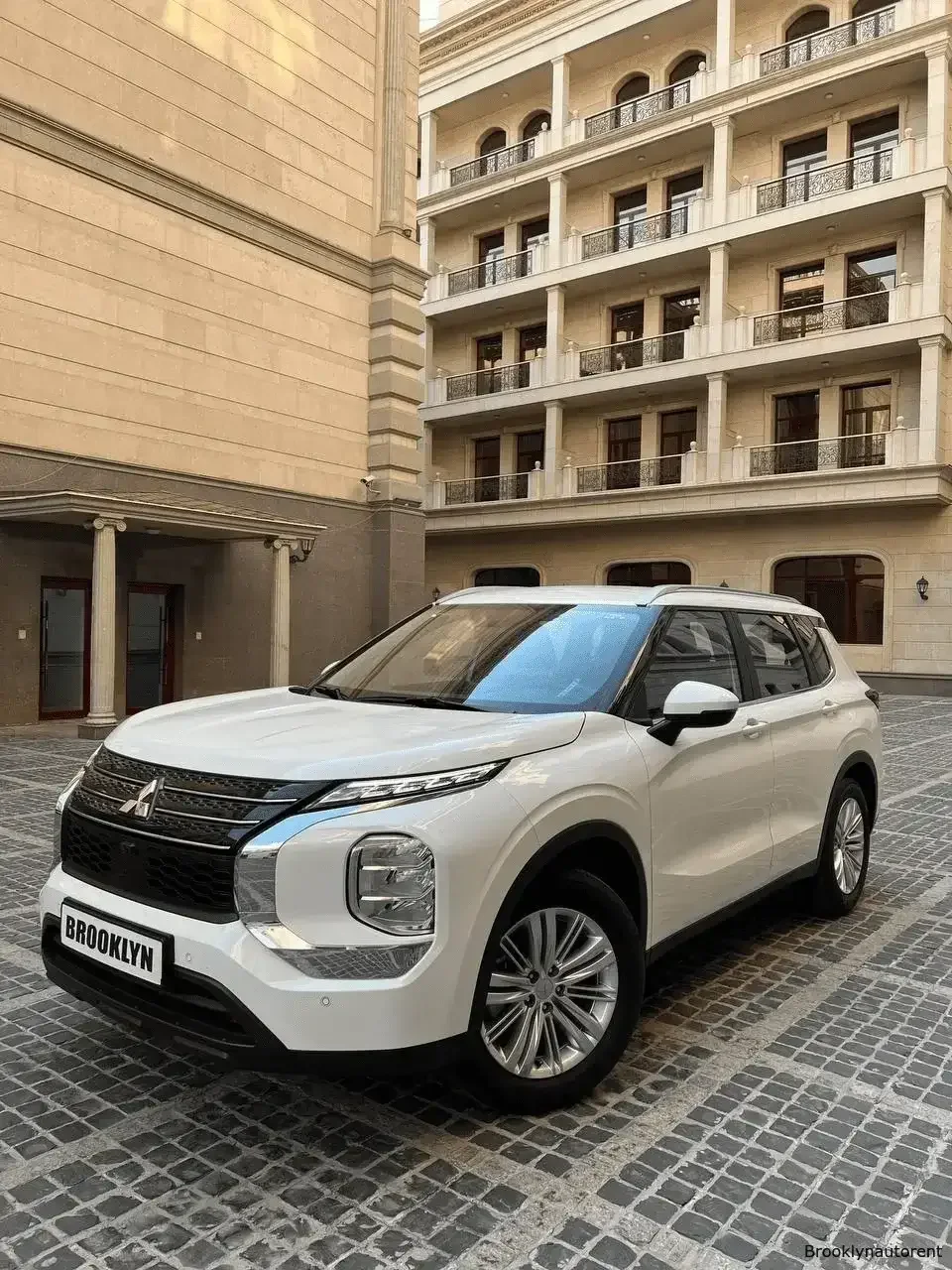 Mitsubishi Outlander — صورة 1