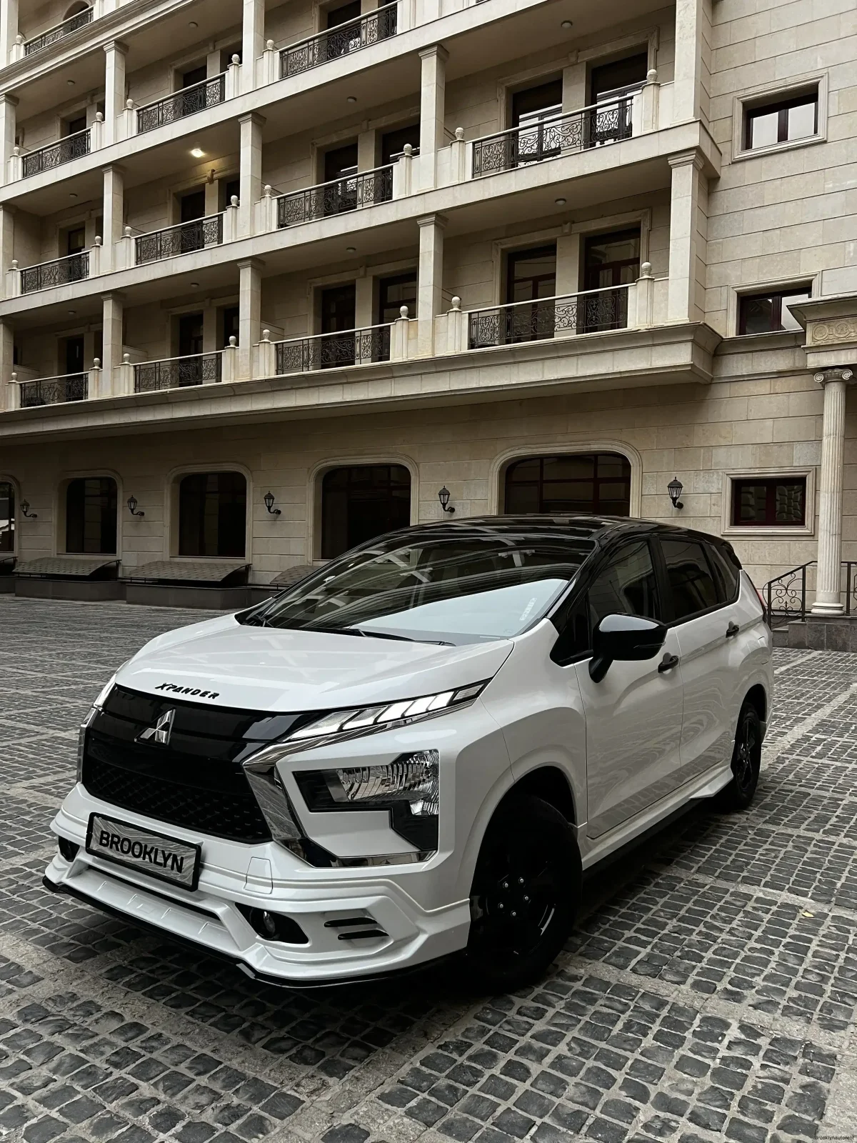 Mitsubishi Xpander — Photo 1