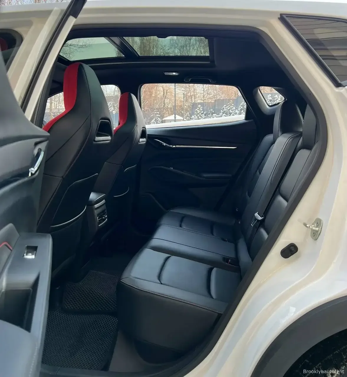 CHANGAN X5 PLUS — Photo 4